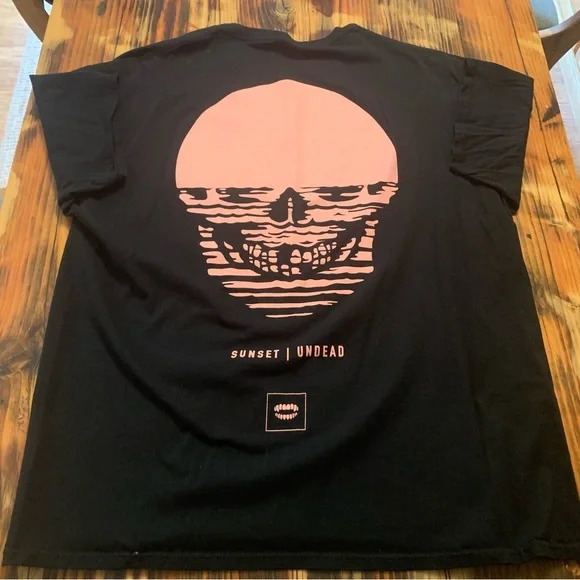 Chomp Black shirt. Size XL - Picture 1 of 6